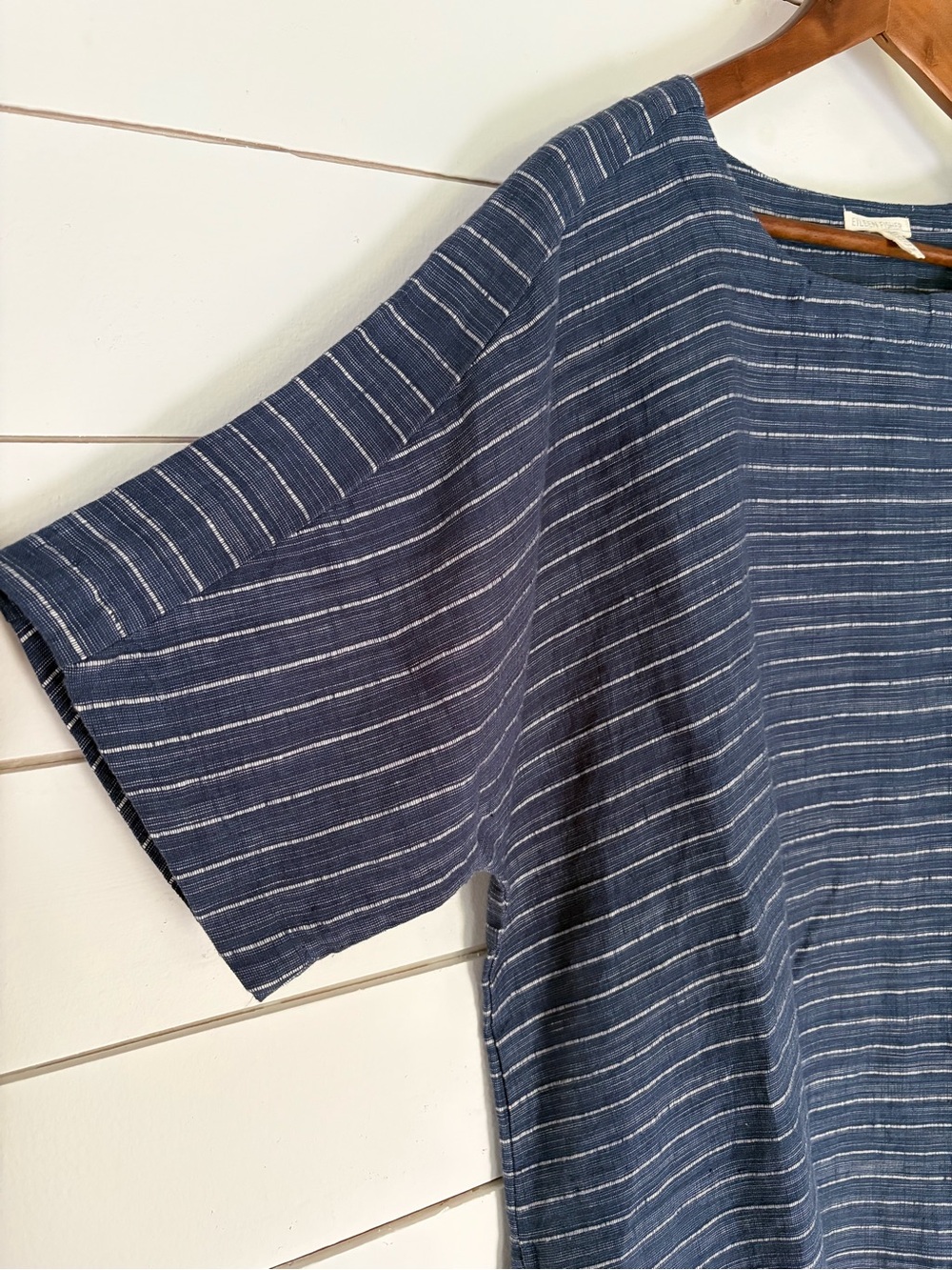 Eileen Fisher Scoop Neck Tunic Dress in Striped Graphite. Size: Medium - Picture 6 of 11